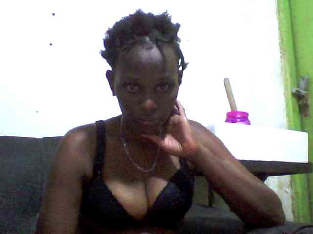 Africanpretty22 webcam