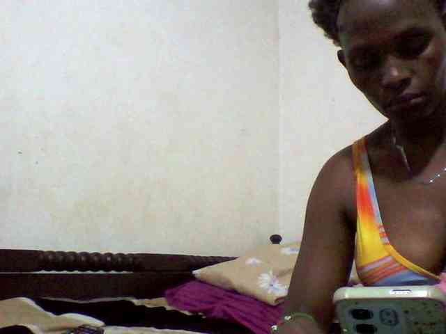 Africanpretty22 webcam