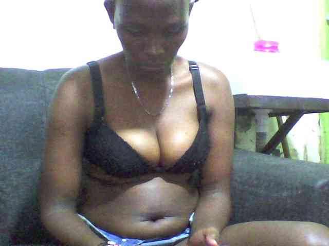 Africanpretty22 Live Webcam on BongaCams