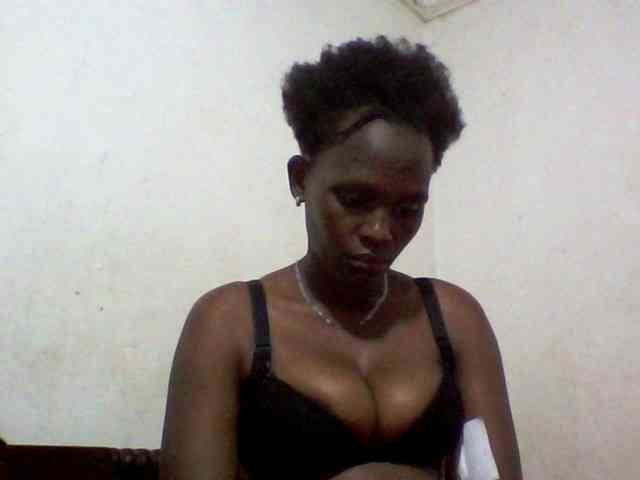 Africanpretty22 webcam