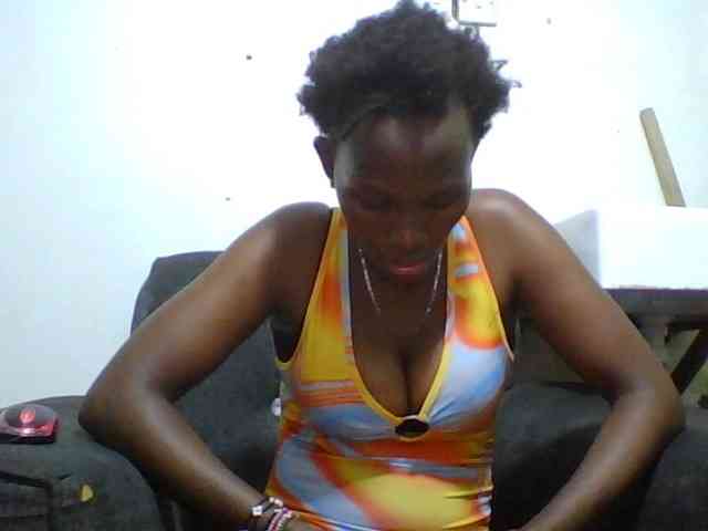 Africanpretty22 webcam