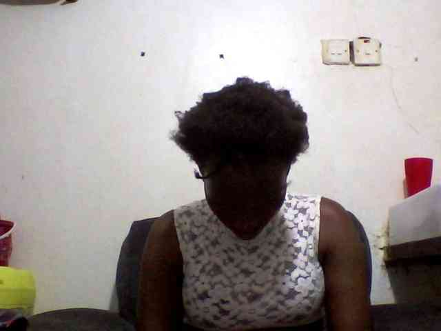 Africanpretty22 webcam