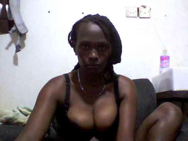 Africanpretty22 webcam