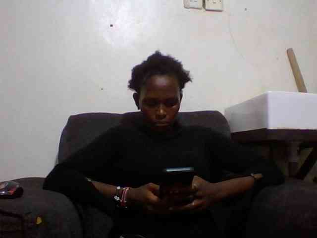 Africanpretty22 webcam