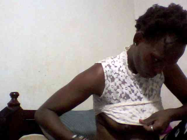 Africanpretty22 webcam