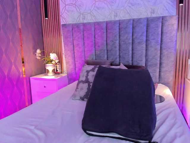 SofiCruz live cam on BongaCams