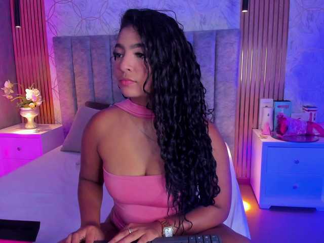 SofiCruz live cam on BongaCams