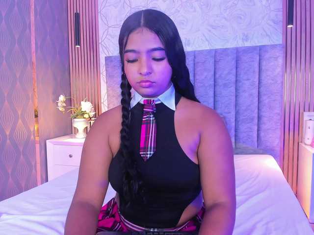 SofiCruz live cam on BongaCams