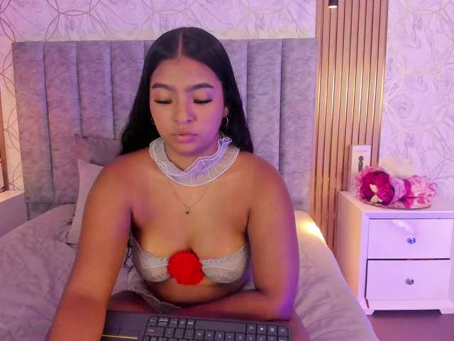 SofiCruz live cam on BongaCams