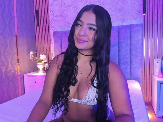 SofiCruz live cam on BongaCams