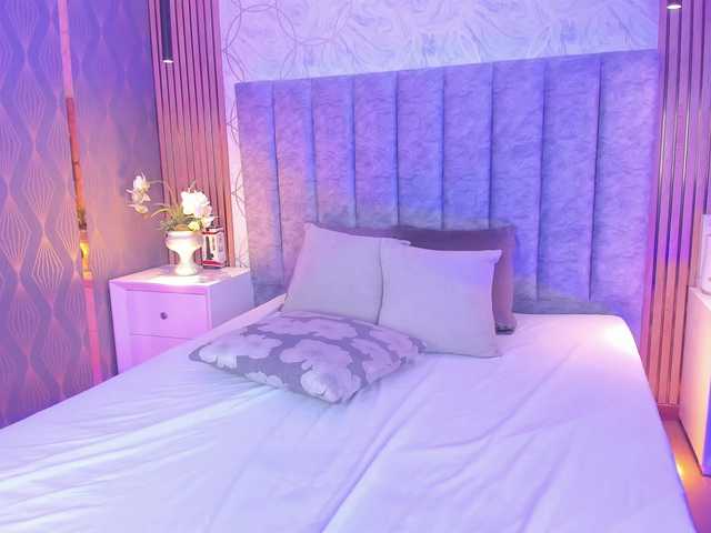 SofiCruz live cam on BongaCams