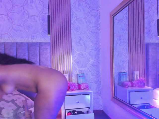 SofiCruz live cam on BongaCams
