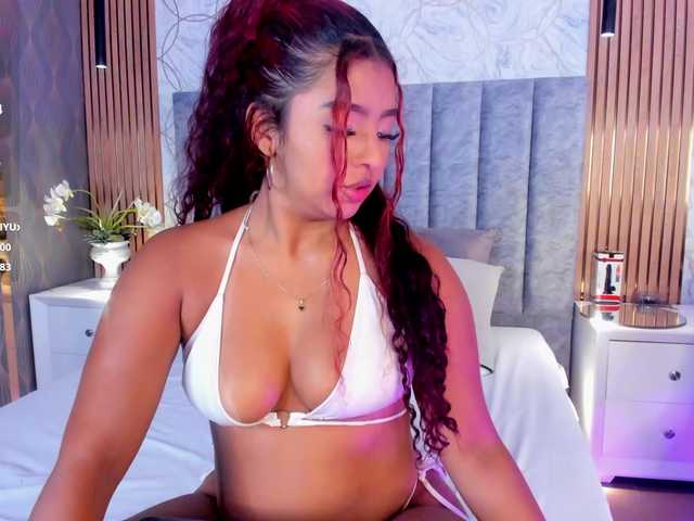 SofiCruz live cam on BongaCams