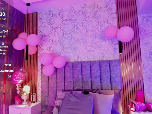 SofiCruz live cam on BongaCams