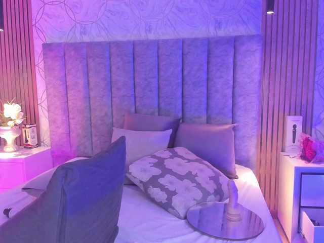 SofiCruz live cam on BongaCams