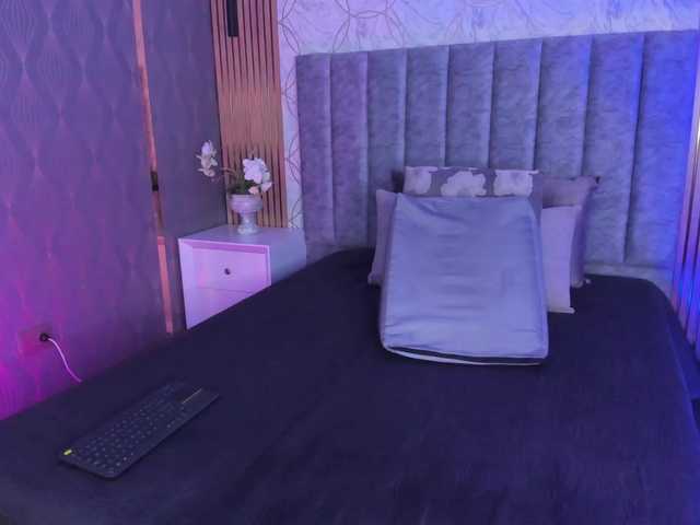 SofiCruz live cam on BongaCams