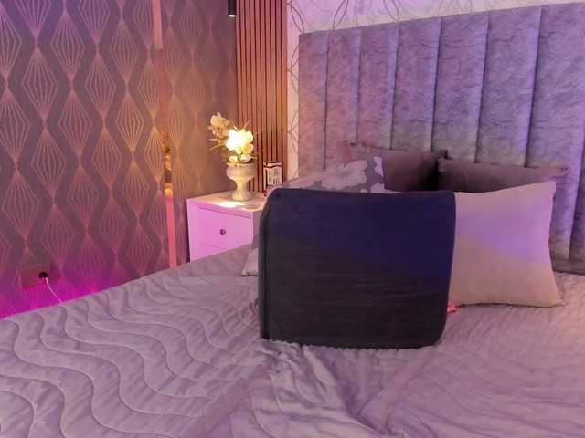 SofiCruz live cam on BongaCams