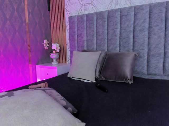 SofiCruz live cam on BongaCams