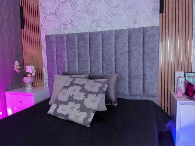 SofiCruz live cam on BongaCams