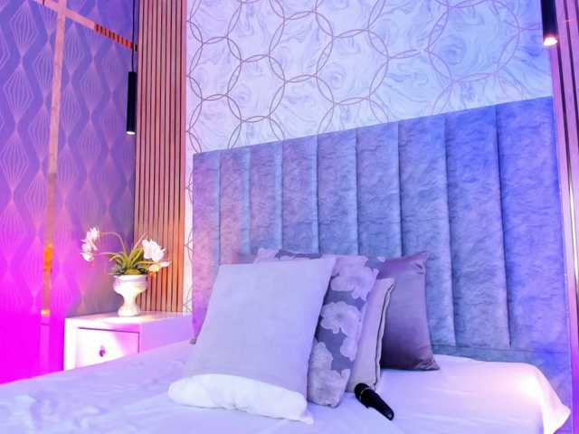 SofiCruz live cam on BongaCams