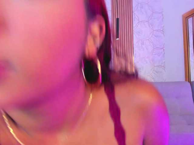 SofiCruz's BongaCams show and profile