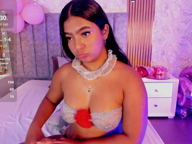 SofiCruz live cam on BongaCams