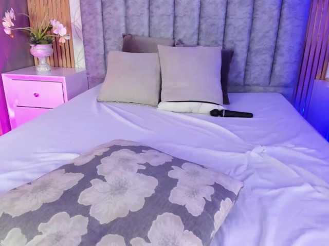 SofiCruz live cam on BongaCams
