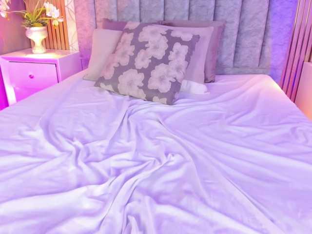 SofiCruz live cam on BongaCams