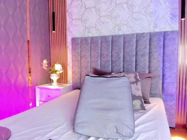 SofiCruz live cam on BongaCams