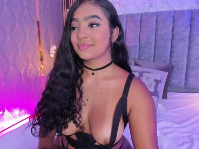 SofiCruz live cam on BongaCams