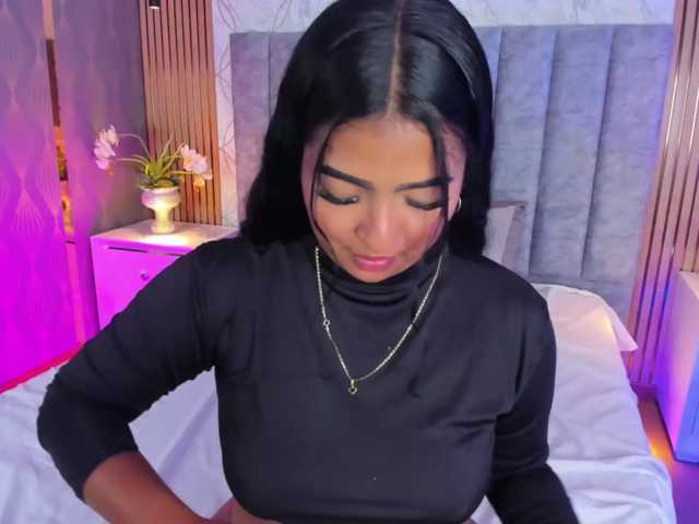 SofiCruz live cam on BongaCams
