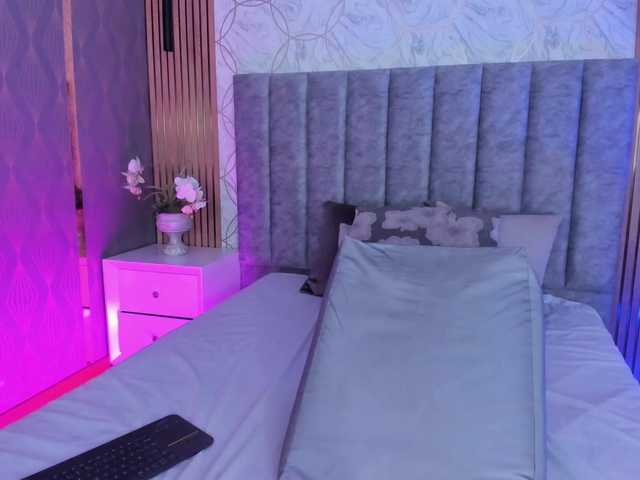 SofiCruz — live female cam