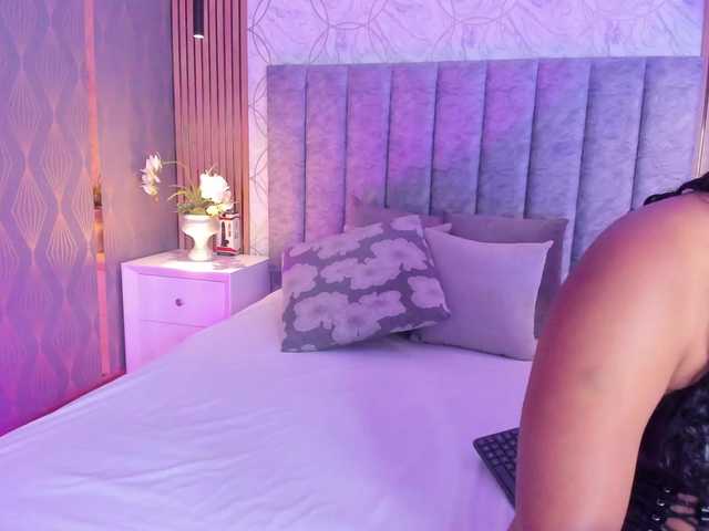 SofiCruz live cam on BongaCams