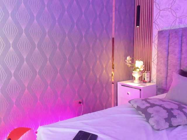 SofiCruz live cam on BongaCams