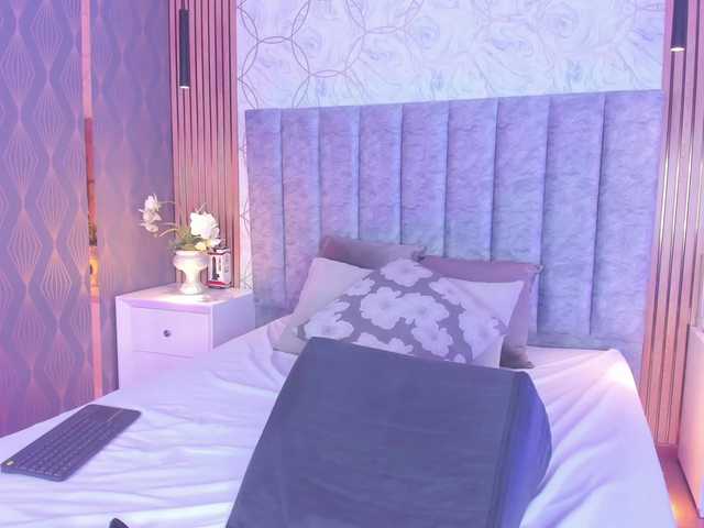 SofiCruz live cam on BongaCams