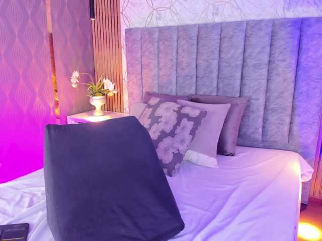 SofiCruz live cam on BongaCams