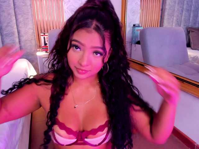 SofiCruz live cam on BongaCams