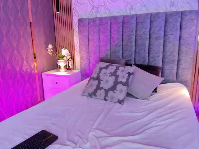 SofiCruz live cam on BongaCams