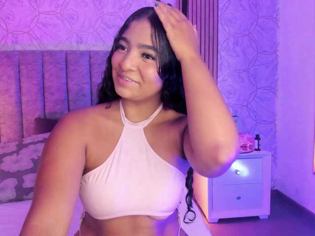 SofiCruz live cam on BongaCams