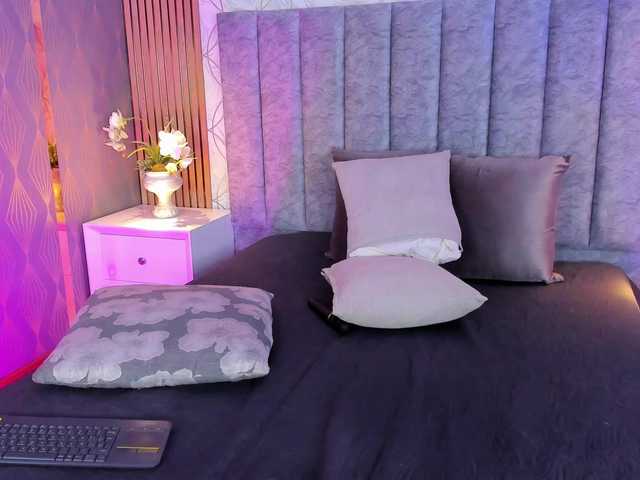 SofiCruz live cam on BongaCams