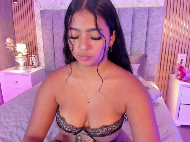SofiCruz live cam on BongaCams