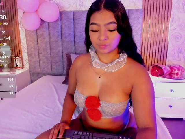 SofiCruz live cam on BongaCams