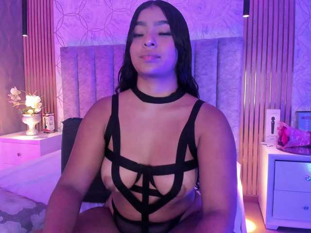 SofiCruz live cam on BongaCams