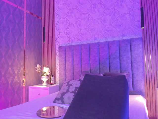 SofiCruz live cam on BongaCams