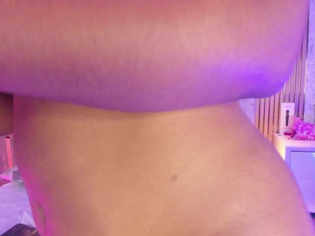 SofiCruz live cam on BongaCams