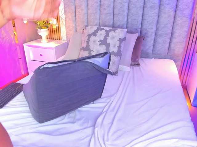 SofiCruz, en directo ahora en BongaCams