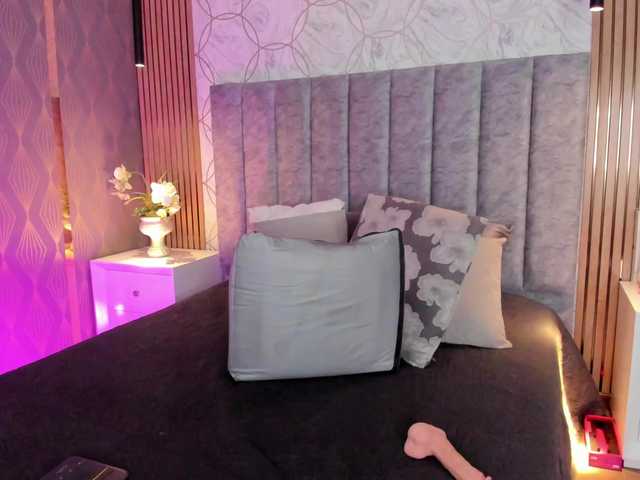 SofiCruz live cam on BongaCams