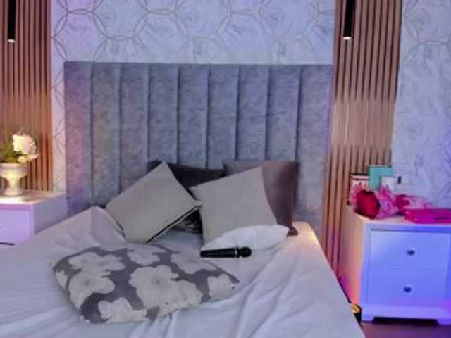 SofiCruz live cam on BongaCams