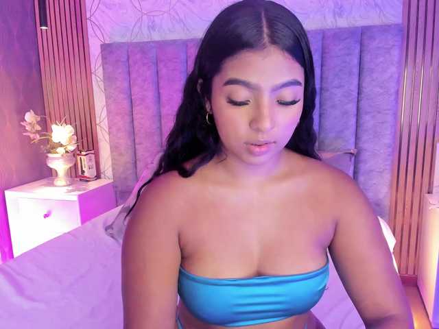 SofiCruz live cam on BongaCams