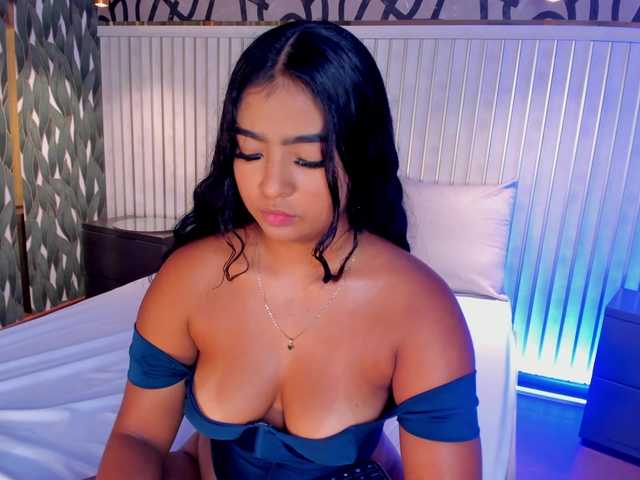 SofiCruz live cam on BongaCams